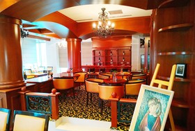 Ally Hotel