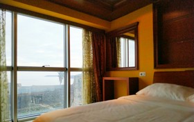 Ally Hotel