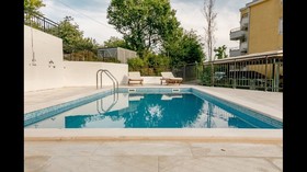 Sunny Apartments