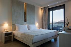 Palmon Bay Hotel & Spa
