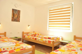 Apartments & Rooms Bojic