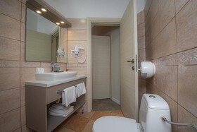 Antika Guesthouse