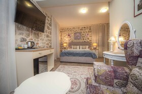 Antika Guesthouse