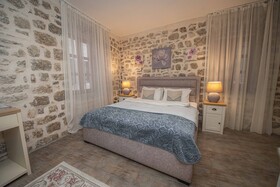 Antika Guesthouse