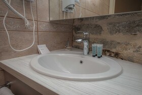 Antika Guesthouse
