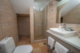 Antika Guesthouse