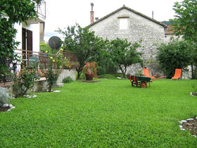 Rooms & Apartments Vukasovic