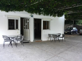 Rooms & Apartments Vukasovic
