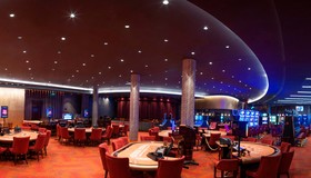 Maestral Resort & Casino