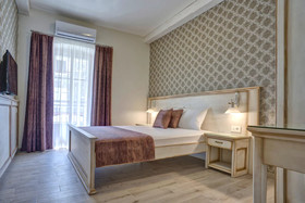 Piazza Apartments 2