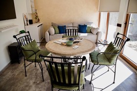 Apartments Aerodrom