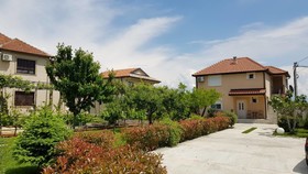 Apartments Aerodrom