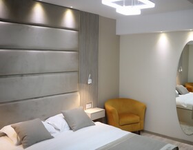 Hotel Holiday