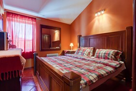 Varja Apartments