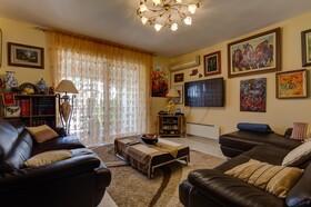Varja Apartments