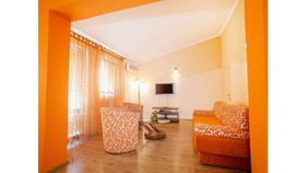 Raymond Apartments