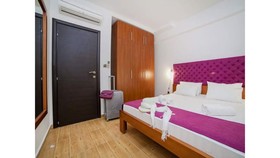 Raymond Apartments