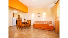 Raymond Apartments