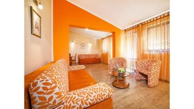 Raymond Apartments