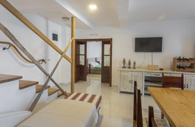 Crowonder New Luxury Villa Plitka
