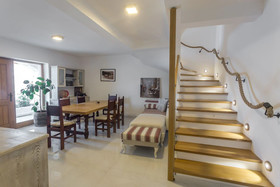 Crowonder New Luxury Villa Plitka