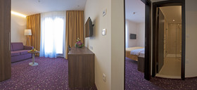 Pine Hotel