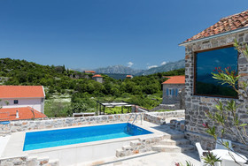 Stone Nest Villas