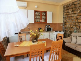 Apartments Antigona Old Town