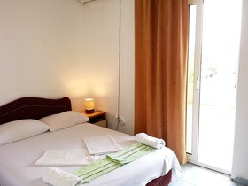 Doni Apartments
