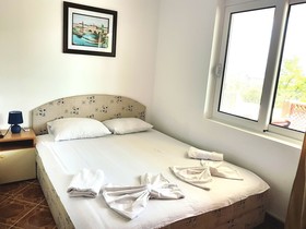 Doni Apartments