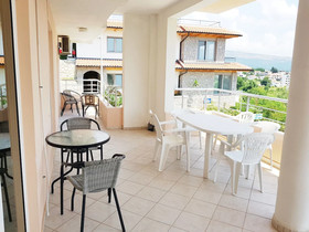 Doni Apartments