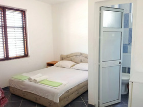 Doni Apartments