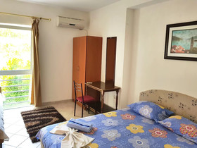 Doni Apartments