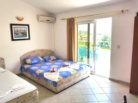 Doni Apartments