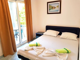 Doni Apartments