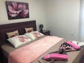 Sea Star Apartments