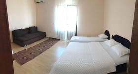 Small Hotel Kleopatra