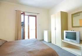 Small Hotel Kleopatra