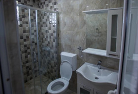 Small Hotel Kleopatra
