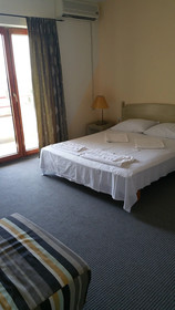 Small Hotel Kleopatra
