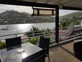 Les Balcons D'oyster Pond