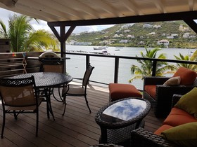 Les Balcons D'oyster Pond