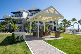 Hilton Vacation Club Flamingo Beach St. Maarten