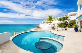 Villa Blue Shore