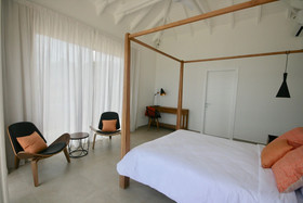 Villa Aqua by Island Properties Online