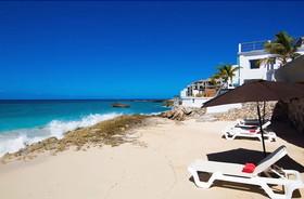 Villa Mary's Beach Cottage