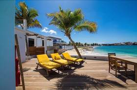 Villa Mary's Beach Cottage