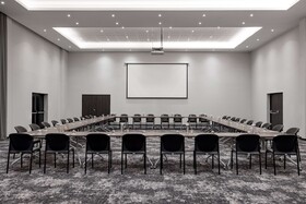 Radisson Blu Hotel, Antananarivo Waterfront