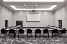 Radisson Blu Hotel, Antananarivo Waterfront