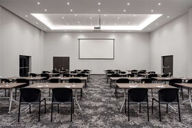 Radisson Blu Hotel, Antananarivo Waterfront